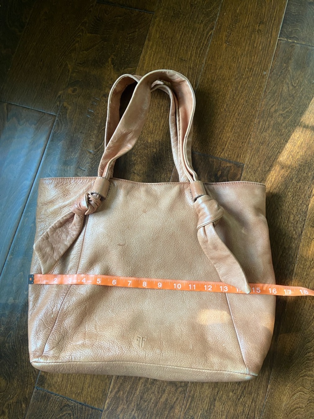 Frye Nora Knotted Tote O/S light brown - Picture 10 of 13